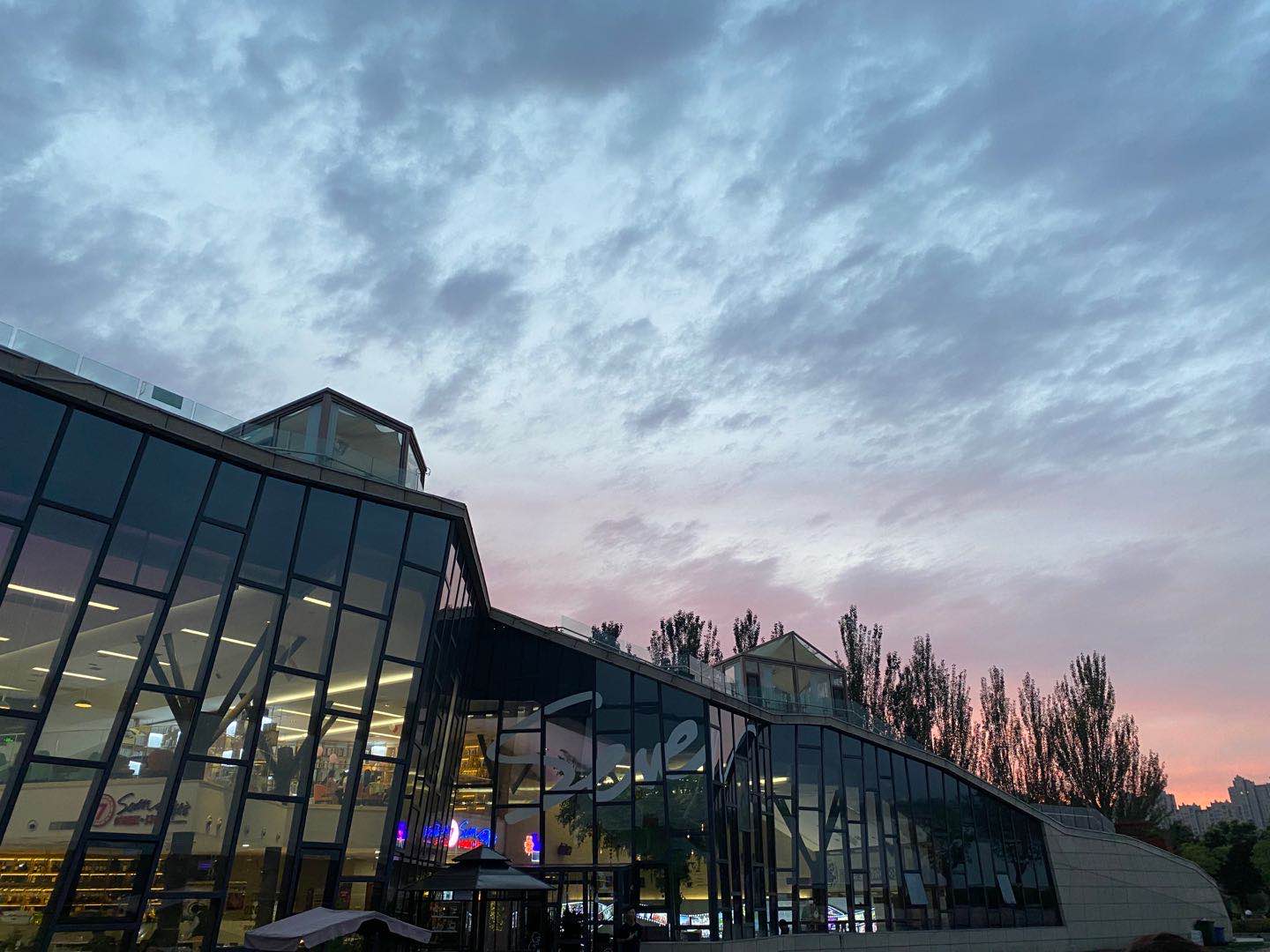 ��ͬ�����݅^(q��)�����Ͳ�����޹�˾����I(y��)��־